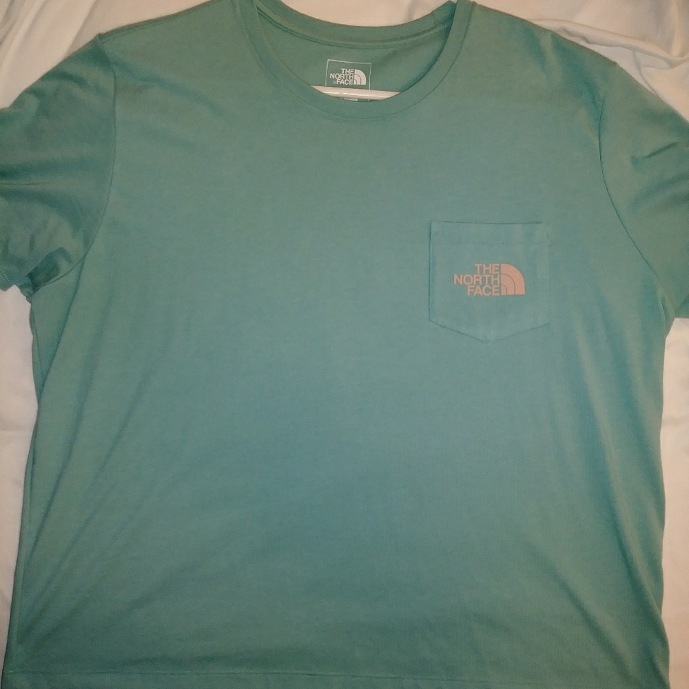 The North Face Tshirt xl